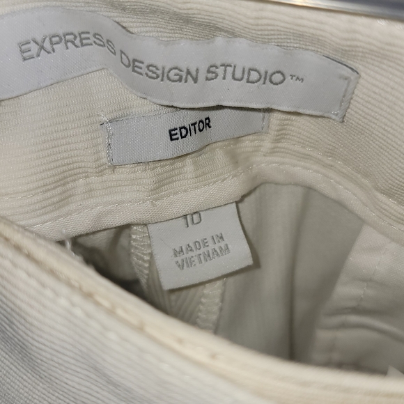 Women's Express brand Design Studio Editor Capri khaki pants - Picture 7 of 9